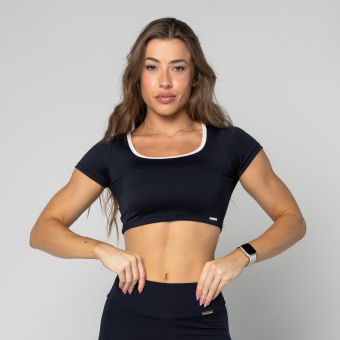 Cropped Fitness Essential