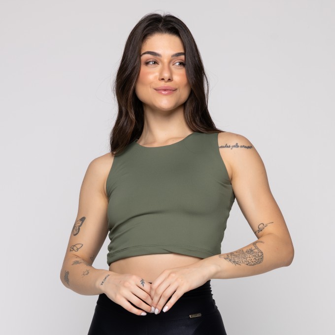 Cropped Aura